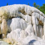 Bagni San Filippo - Terme - la balena bianca