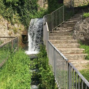 Cascata nel paese vecchio