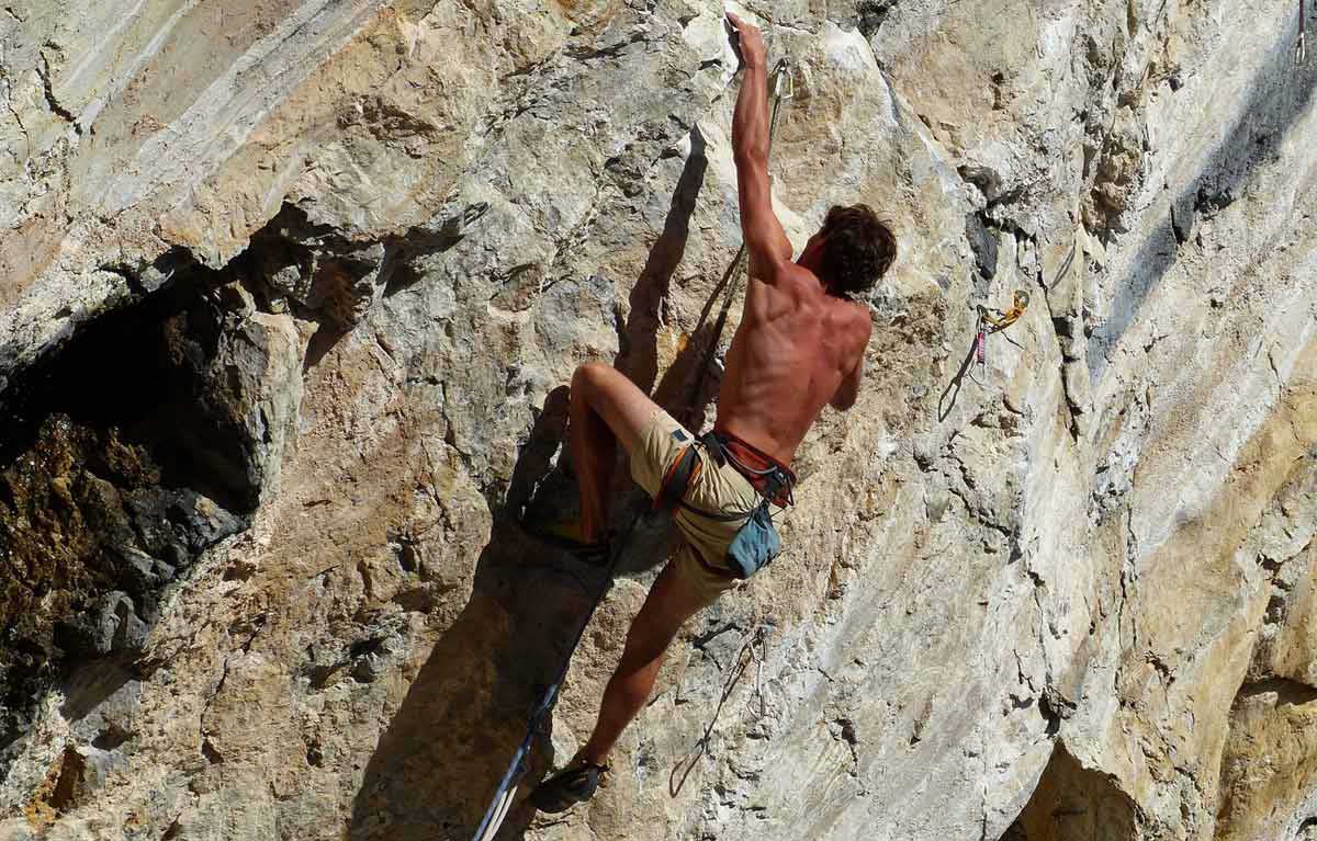 Free climbing Monte Amiata