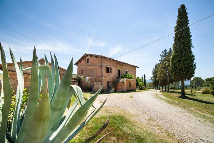 The real estate market in Val d'Orcia
