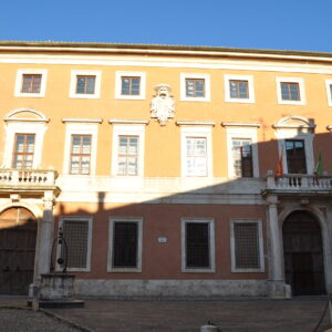 San Quirico d'Orcia, palazzo